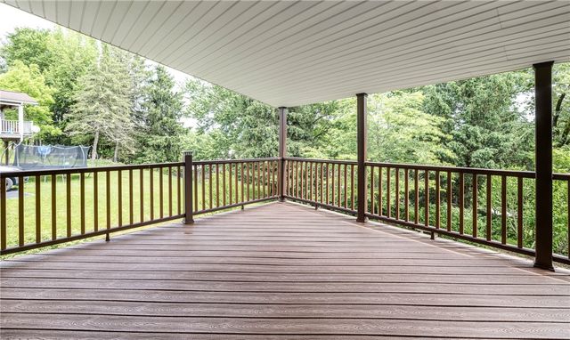 211 Tangelo Dr, Jefferson Hills, PA 15025
