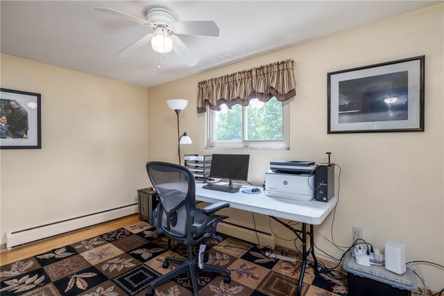 211 Tangelo Dr, Jefferson Hills, PA 15025