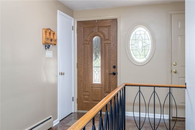 211 Tangelo Dr, Jefferson Hills, PA 15025
