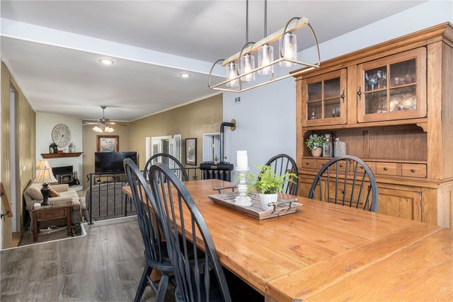 211 Tangelo Dr, Jefferson Hills, PA 15025