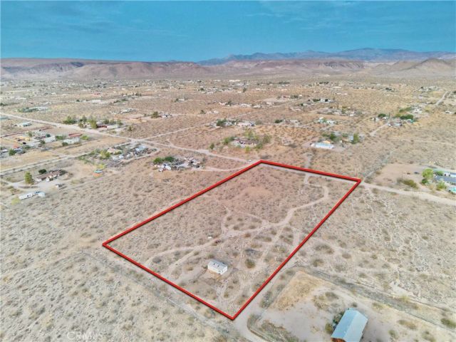 177 Cherokee Trail, Yucca Valley, CA 92284