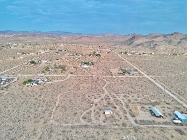 177 Cherokee Trail, Yucca Valley, CA 92284