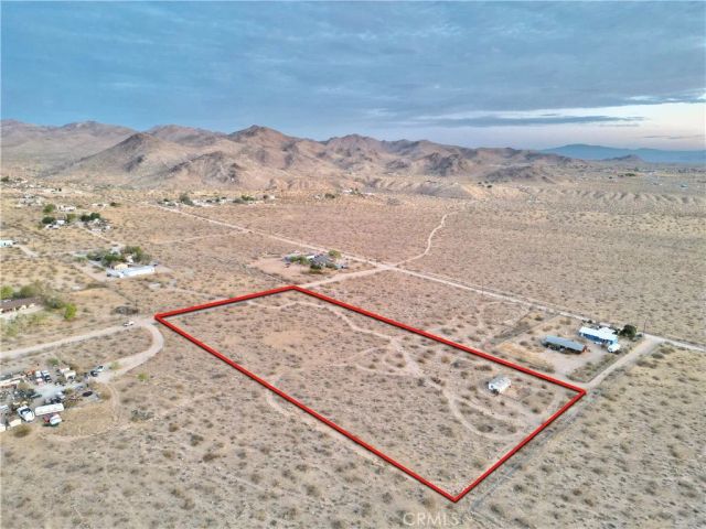 177 Cherokee Trail, Yucca Valley, CA 92284