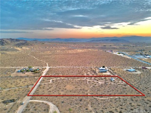 177 Cherokee Trail, Yucca Valley, CA 92284