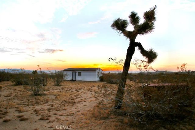 177 Cherokee Trail, Yucca Valley, CA 92284