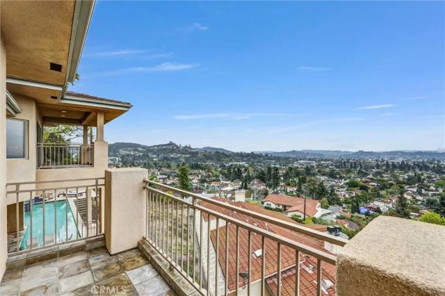876 Harrington, Glendale, CA 91207