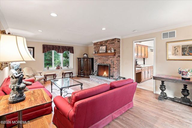 76 Tall Timber Road, Middletown, NJ 07748