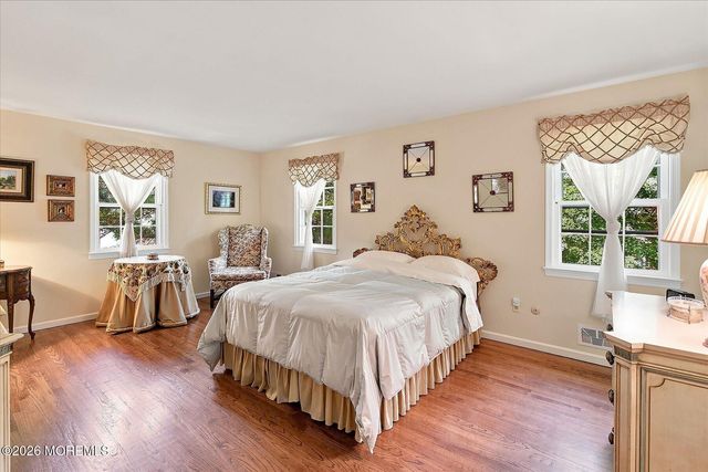 76 Tall Timber Road, Middletown, NJ 07748