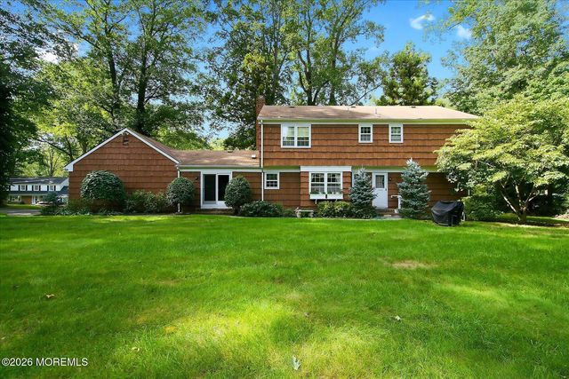 76 Tall Timber Road, Middletown, NJ 07748