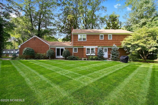 76 Tall Timber Road, Middletown, NJ 07748