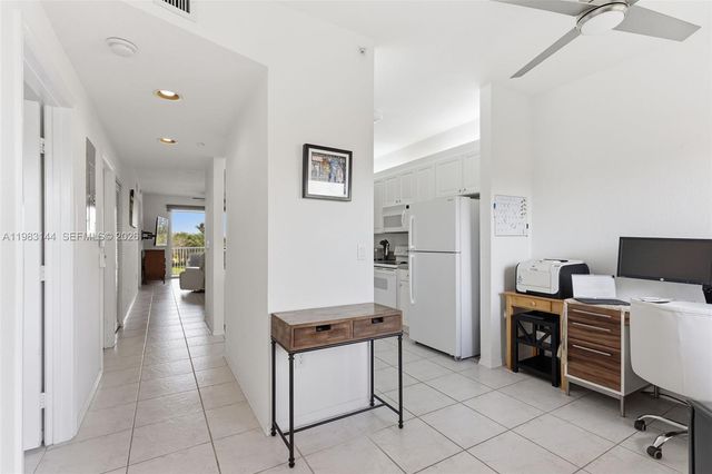 7765 Yardley Dr 313, Tamarac, FL 33321