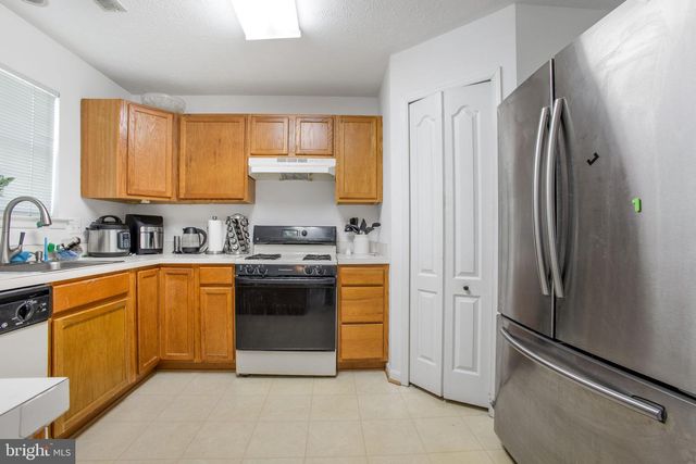 9820 BERRYWOOD CT, Springdale, MD 20774