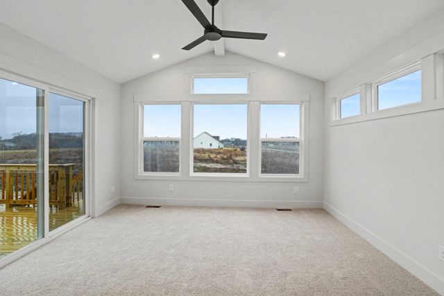 1615 Round Barn Drive, Hudsonville, MI 49426