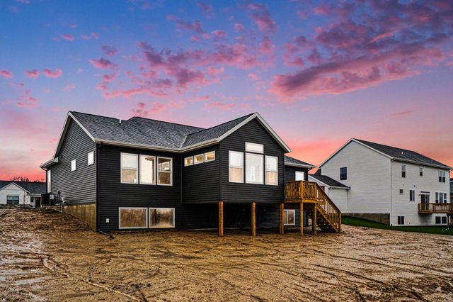 1615 Round Barn Drive, Hudsonville, MI 49426