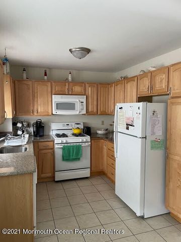 1000 Grand Central Avenue 5, Lavallette, NJ 08735