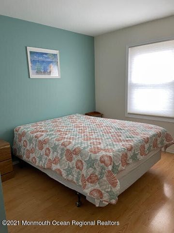 1000 Grand Central Avenue 5, Lavallette, NJ 08735