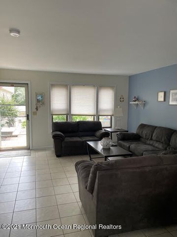 1000 Grand Central Avenue 5, Lavallette, NJ 08735