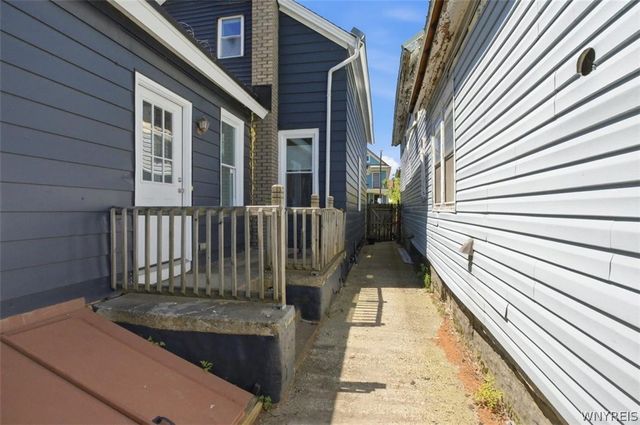 373 Rhode Island Street, Buffalo, NY 14213