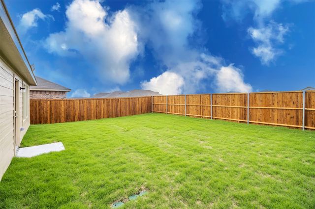 1122 Arborwood Drive, Forney, TX 75126
