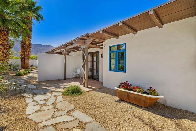 52862 Eisenhower Drive, La Quinta, CA 92253