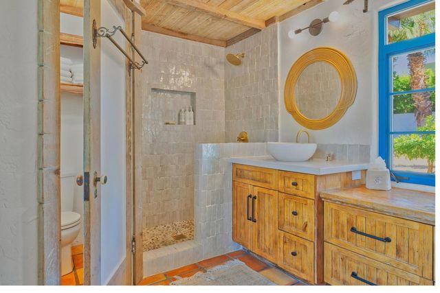 52862 Eisenhower Drive, La Quinta, CA 92253