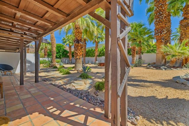 52862 Eisenhower Drive, La Quinta, CA 92253