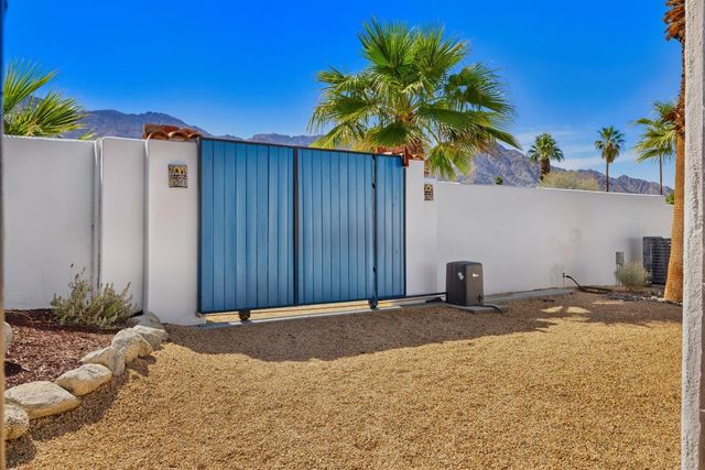 52862 Eisenhower Drive, La Quinta, CA 92253