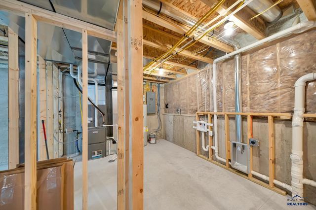 3011 ROMBAUER DR, Rapid City, SD 57703
