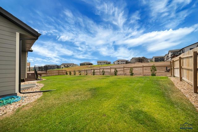 3011 ROMBAUER DR, Rapid City, SD 57703