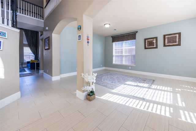 9216 Sterling Gate Drive, Mckinney, TX 75072