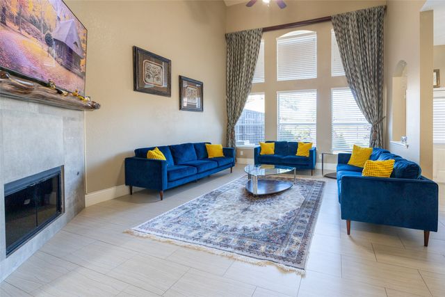 9216 Sterling Gate Drive, Mckinney, TX 75072