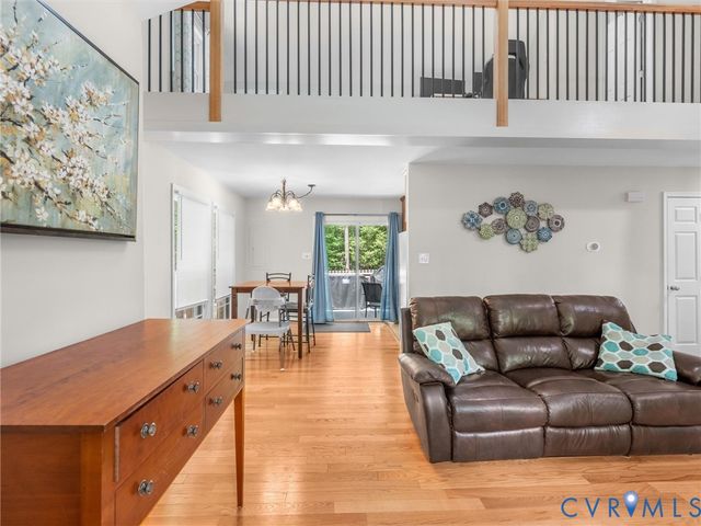 13601 Ramblewood Dr, Chester, VA 23836