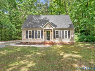 13601 Ramblewood Dr, Chester, VA 23836