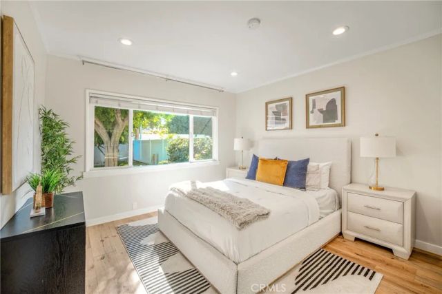 1123 Florence, Burbank, CA 91505