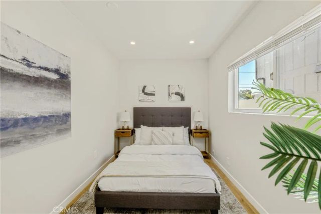 1123 Florence, Burbank, CA 91505