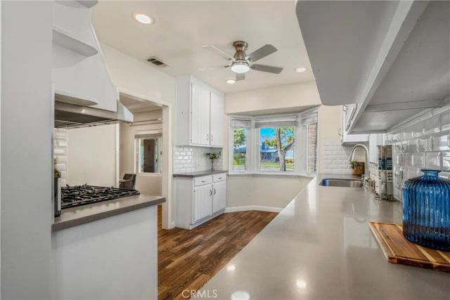 1123 Florence, Burbank, CA 91505