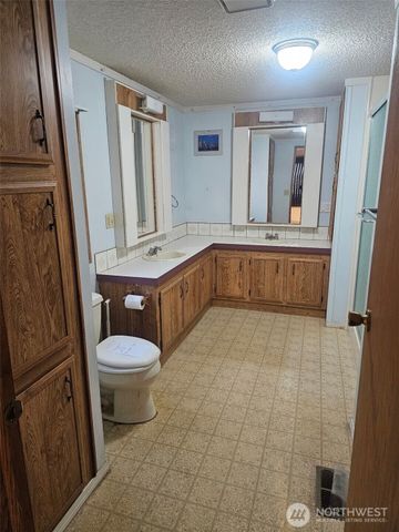 8653 Harris Road NE, Moses Lake, WA 98837