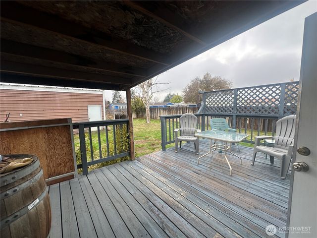 8653 Harris Road NE, Moses Lake, WA 98837