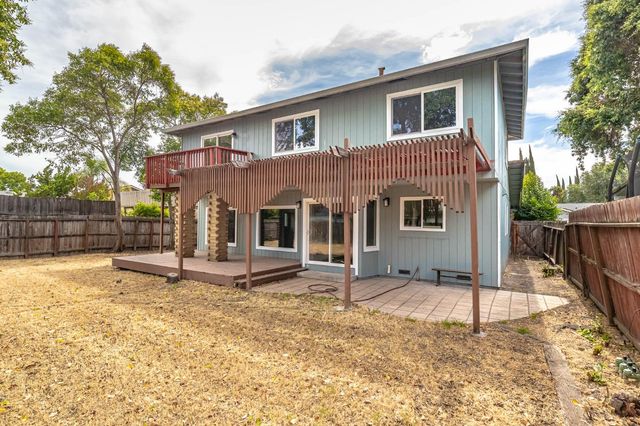 9431 Shawnee Ct, Stockton, CA 95209