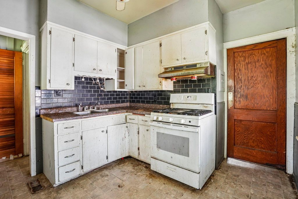 1615 7th Street E, Saint Paul, MN 55106 — photo 2