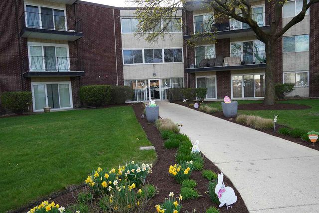 2800 Maple Avenue 10A, Downers Grove, IL 60515
