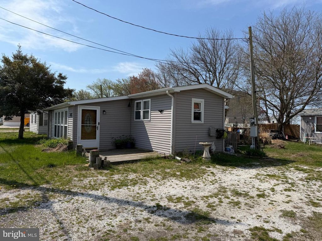 126 NEWPORT AVE, Fortescue, NJ 08321