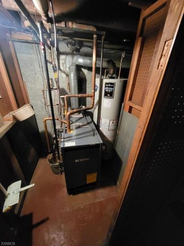 58 Conrad Pl, Dover Town, NJ 07801