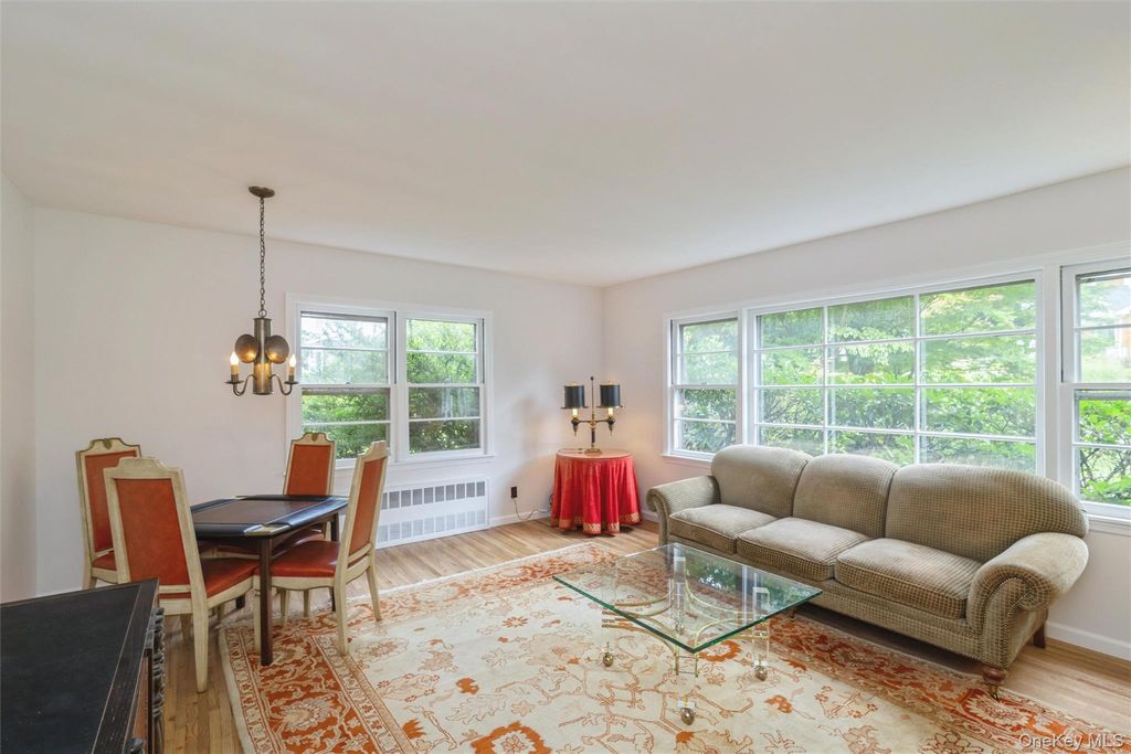 5 Hemlock Drive, East Hills, NY 11576 — photo 5