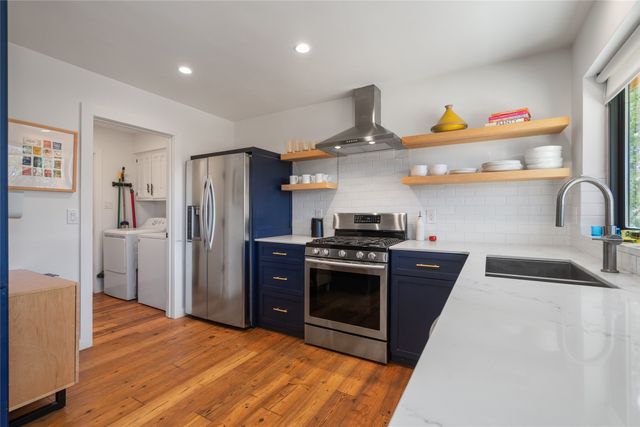 105 Cibola, Santa Fe, NM 87505