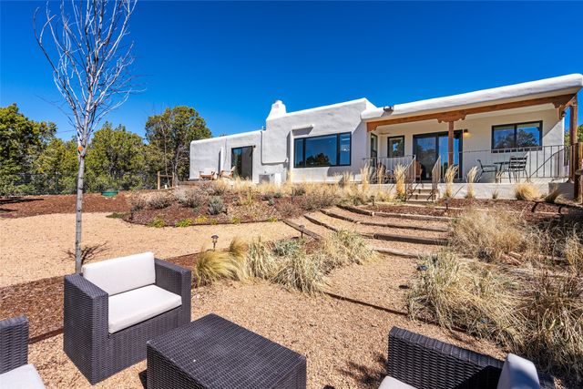 105 Cibola, Santa Fe, NM 87505