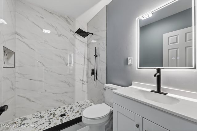 3509 Del Park Terrace, Louisville, KY 40211