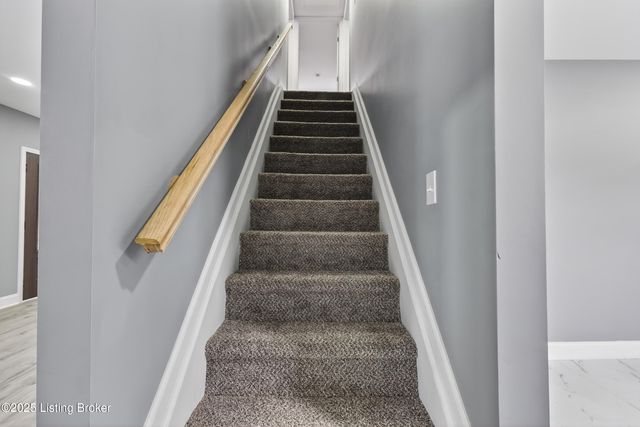 3509 Del Park Terrace, Louisville, KY 40211