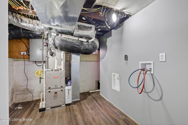 3509 Del Park Terrace, Louisville, KY 40211