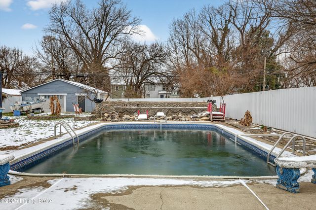 3509 Del Park Terrace, Louisville, KY 40211